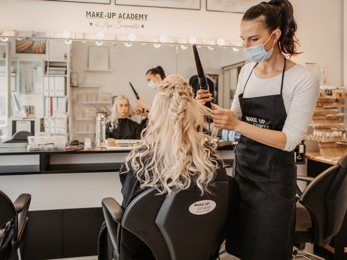 06.02.2022 – Pubblicazione sul sito www.tio.ch – Alla Luganese Lisa Sommella il premio “WEDDING AWARDS 2022 by&nbsp;Matrimonio.com”